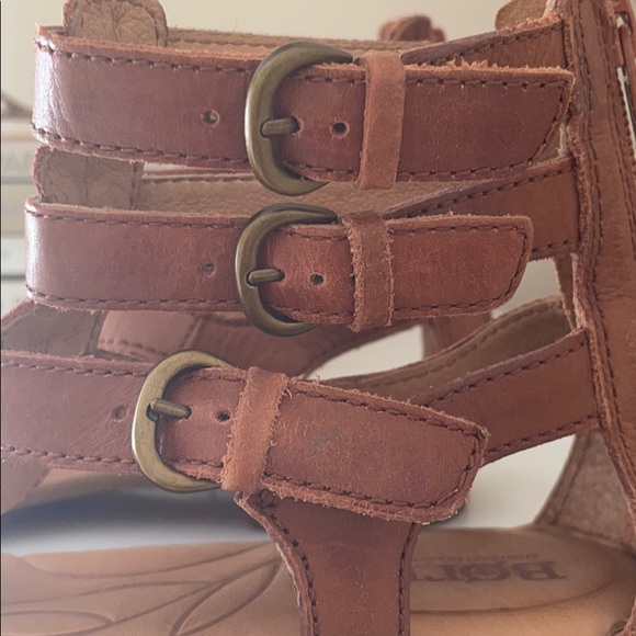 BORN sandals size 6M - Picture 2 of 6